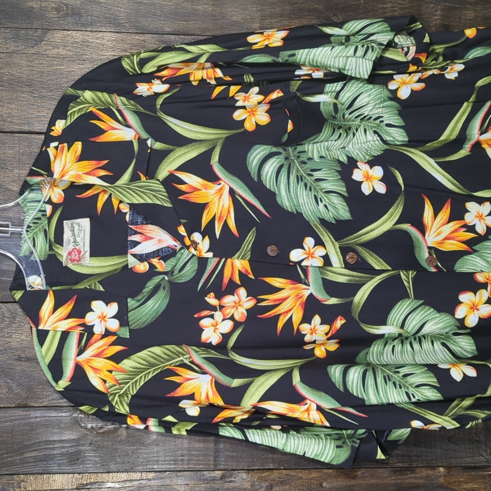 Hilo Hattie's Hawaiian original shirt floral XXL Nice!
